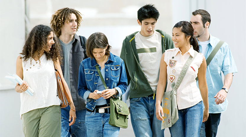 Do you want to help us fighting Fake News?